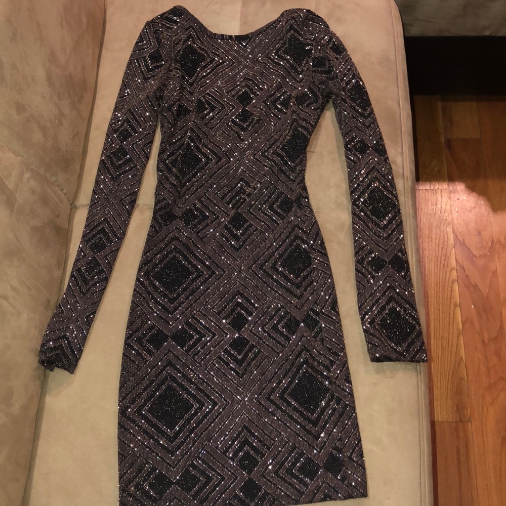 Sparkly mini dress ! Stretchy